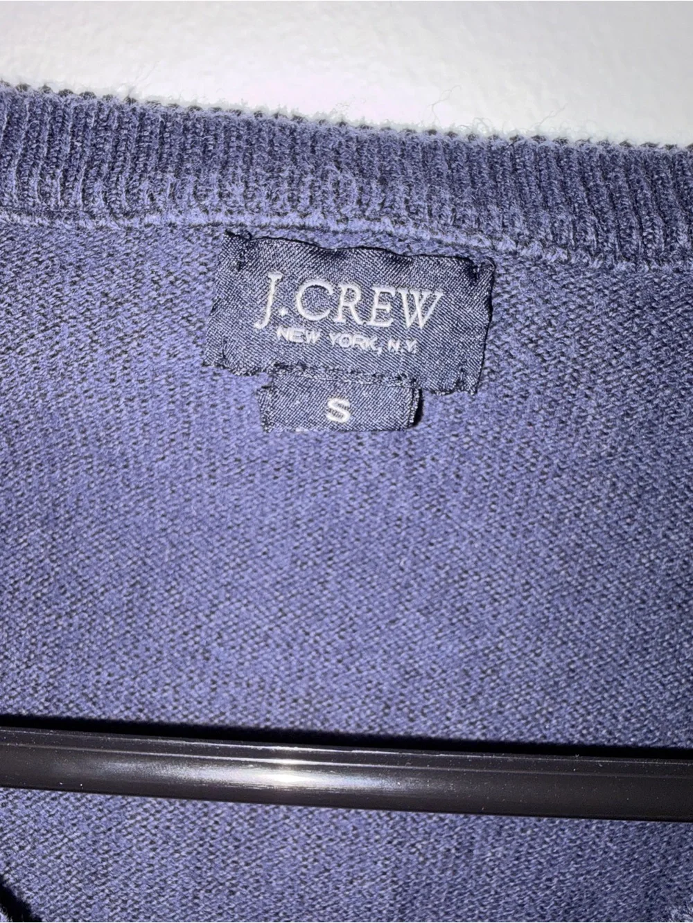 EHC J. Crew men’s Navy V-Neck Sweater